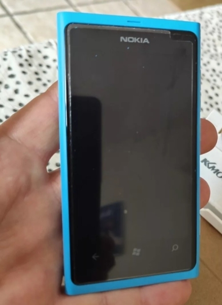 Nokia Lumia 800 blau, neu, entsperrt, Exposition Shop Display