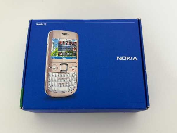 NOKIA C3-00 ENTSPERRTES TELEFON – PINK – BLUETOOTH – 2 MP KAMERA – UKW RADIO
