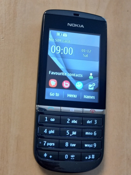 Nokia 300 Graphite Smartphone entsperrt