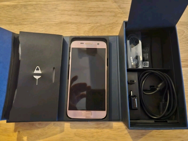 Samsung Galaxy S9 SM-G960 – 64 GB (EE)