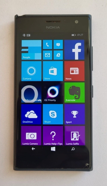 Nokia Lumia 735 Smartphone (entsperrt) – 8GB – dunkelgrau Microsoft Windows Mobile