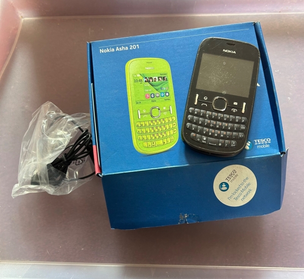 Nokia Asha 201 Smartphone (Tesco) – graphit