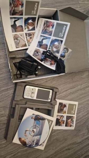 Nokia N73 – Schwarz (entsperrt) Smartphone