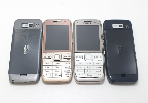 Nokia E52 Classic Retro Handy – alle Farben entsperrt – makellos GRADE A +