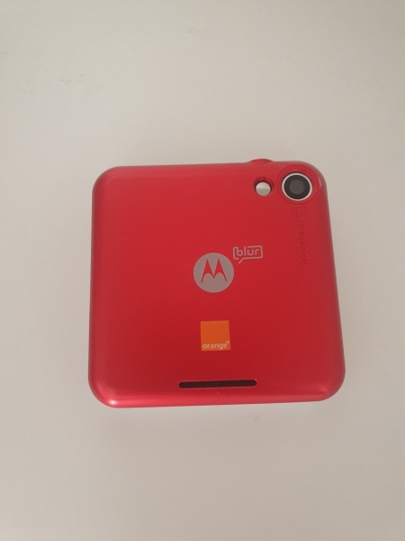Motorola Flipout (MB511) Smartphone in Poppy RED TOP Zustand