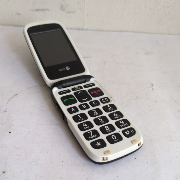 Doro PhoneEasy 612 Smartphone auf EE