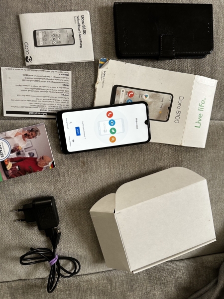 Senioren Smartphone Doro 8100