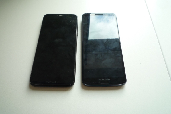 Restposten 2x Motorola Handys Moto G6 Plus – 32GB, Moto G6 Play