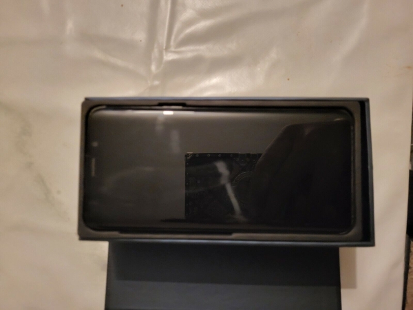 Samsung Galaxy S9 SM-G960 – 64 GB – Mitternachtsschwarz (entsperrt) (Single Sim)