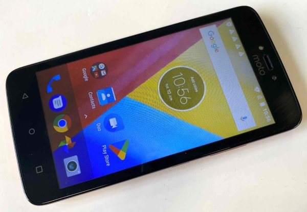 Motorola Moto C XT1754 Smartphone entsperrt 16GB 4G LTE Android 7 rot