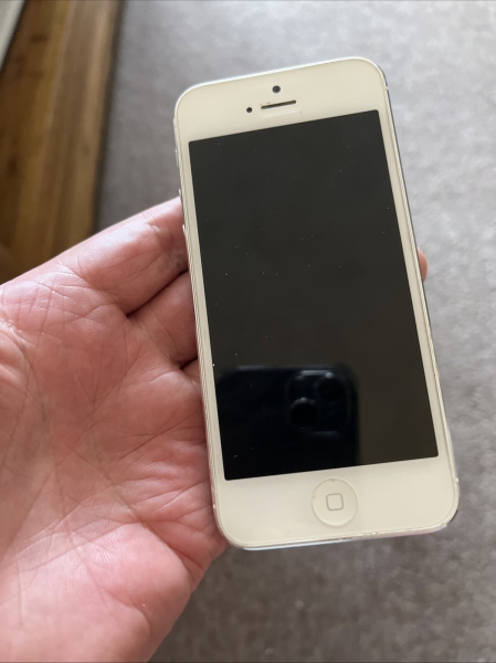 Apple iPhone 5 für Ersatzteile deaktiviert Top kosmetischer Zustand