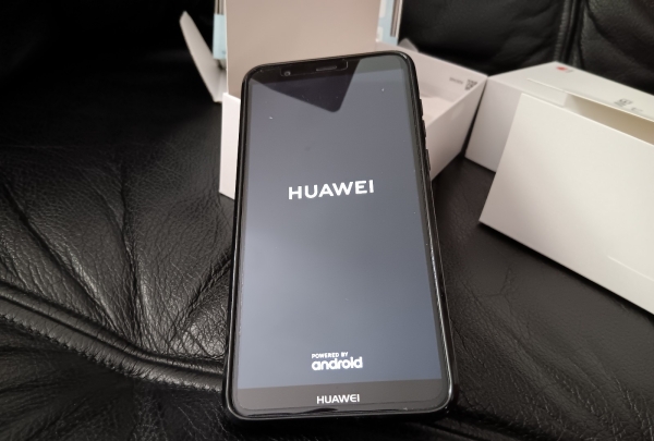 Handy Smartphone HUAWEI P SMART BLACK  orig. Verpackung, wie neu