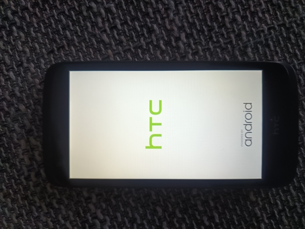 HTC  Desire 526G Dual Sim – 8GB – Schwarz (Ohne Simlock) Smartphone