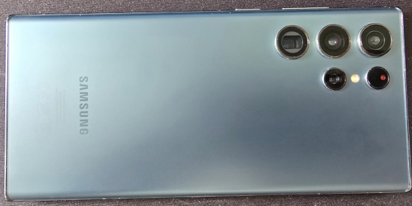 Samsung Galaxy S22 Ultra 5G 128GB Green Dual-SIM Smartphone