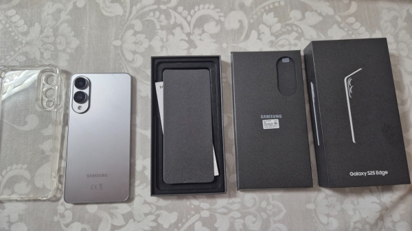 Samsung Galaxy S25 Edge 512 GB Titanium Silber Android 15 Smartphone Rechnung