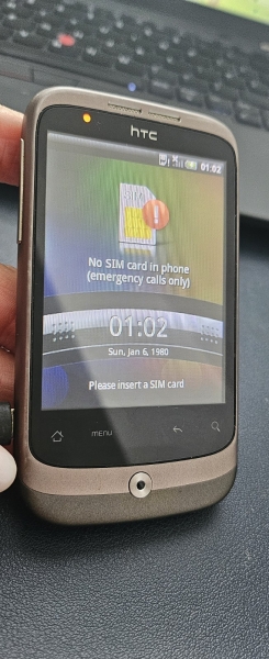 HTC Wildfire PC49100 braun entsperrt 384MB Touchscreen Android Mini Smartphone