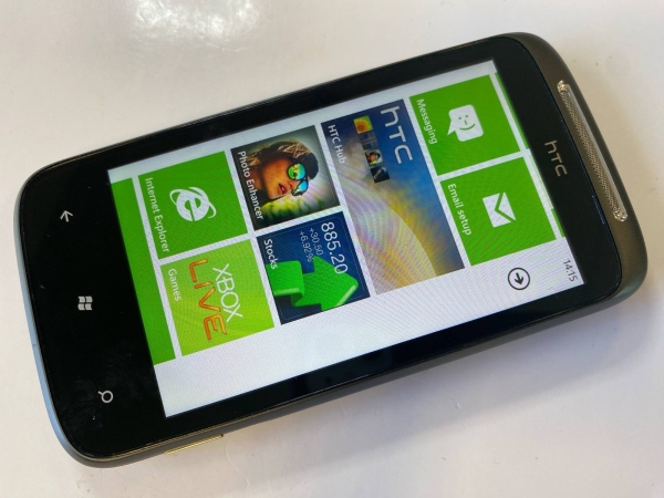 HTC 7 Mozart – Smartphone – entsperrt – 8MP Windows Mobile 7 8GB