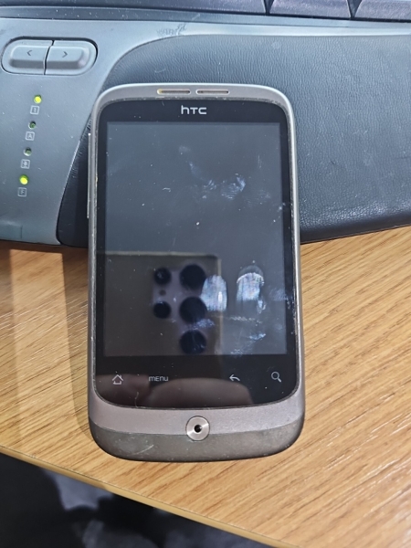 HTC Wildfire A3333 Smartphone (entsperrt) – Braun