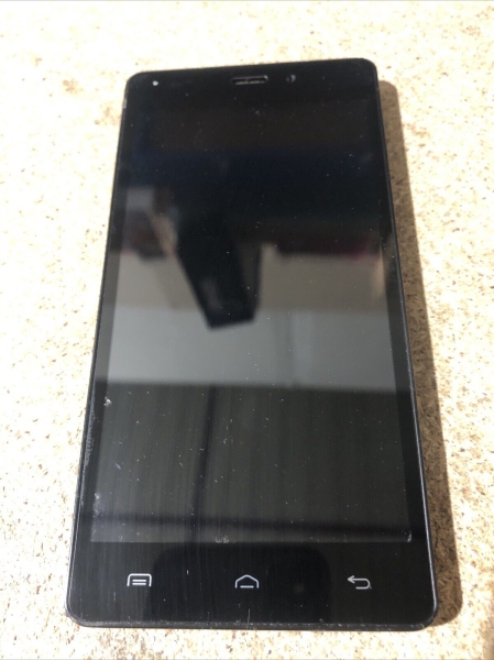 Smartphone DOOGEE 5” Weiß – Hs, für Teile Oder Reparatur, für Dt. L’Zustand