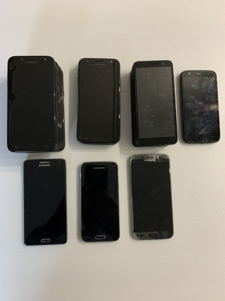 Restposten x 18 Samsung Android & andere Marken Smartphones – ungetestet