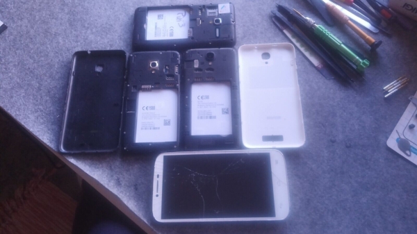 ALCATEL ONETOUCH  PIXI – Konvolut (4Stk.)