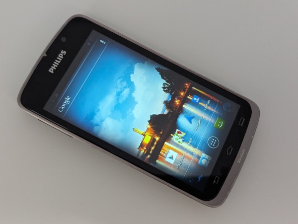 Philips W832 4GB Schwarz Black Dual Sim Android Smartphone LTE 4G ✅