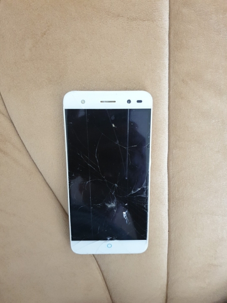 ZTE Blade V7 Lite – 16GB – Silber (Ohne Simlock) Smartphone