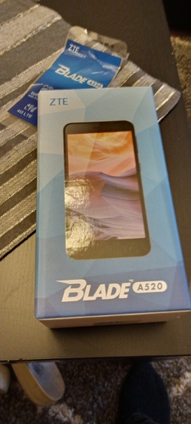 ZTE Blade A520 – 4G LTE – blau  Smartphone