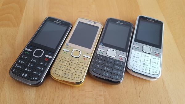 Nokia C5-00   Ohne Vertrag Sehr Gut – Refurbished