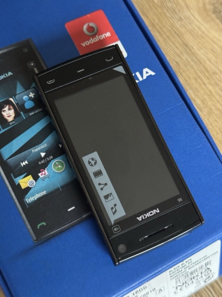 Nokia  X6-00 Navi Edition – 16GB