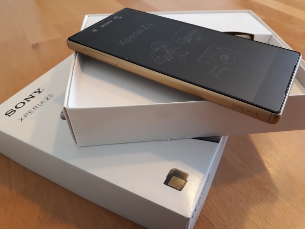 Sony Xperia Z5 32GB Weiss / Gold / Schwarz / Grün >>> 36 Monate (3 Jahre) Gewähr