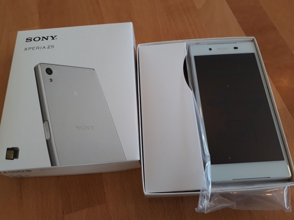 Sony  Xperia Z5 32GB Weiß – ohne Vertrag –  36 Monate ( 3 Jahre ) Gewähr