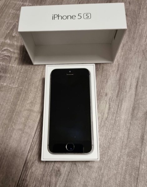 Apple iPhone 5s – 16GB – Space Grau (Ohne Simlock) A1457 (GSM)