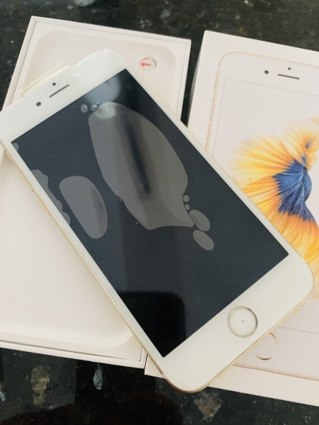 Apple iPhone 6s – 32GB – Gold (Ohne Simlock) Sehr guter Zustand!!!