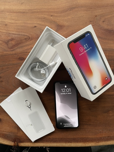 Apple iPhone X – 64GB – Space Grau (Ohne Simlock)