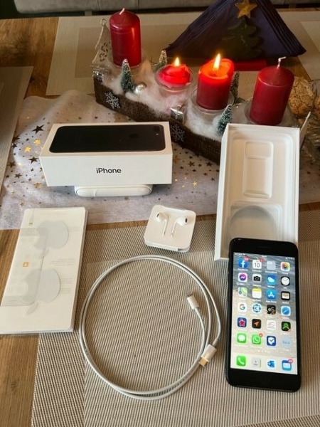 Apple iPhone 7  Plus – 32GB – Schwarz (Ohne Simlock) A1778 (GSM)
