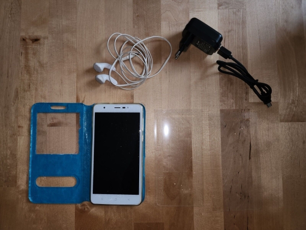 Blackview R6 Lite (16 GB) Dual-SIM Smartphone/Handy in Weiß