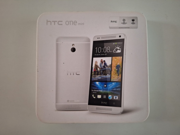 HTC  One mini – 16GB – Glacial Silver , gebraucht,  Display Defekt
