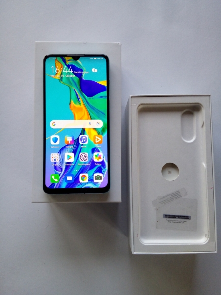 Huawei P30 ELE-L09 – 128GB Smartphone – Aurora (Ohne Simlock)  gut