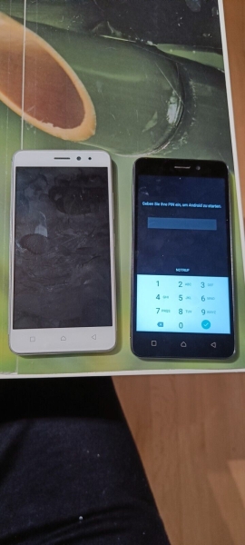 Lenovo K6 in spacegrau-schwarz ( defekt ) 2 Handys und Eine Platine