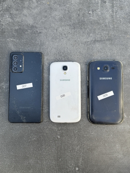 Samsung Galaxys A52, S4, Neo Smartphones, Handys,defekt (007-009)