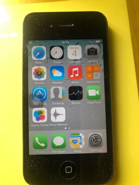 Apple iPhone 4 – 16GB – Schwarz (Vodafone) A1332 (GSM)