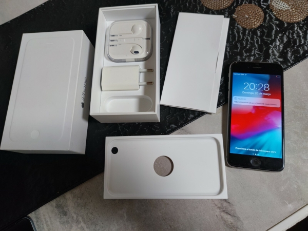 Apple iPhone 6 – 16GB – Space Grau – Aku 98% – Neu Display – (Ohne Simlock)