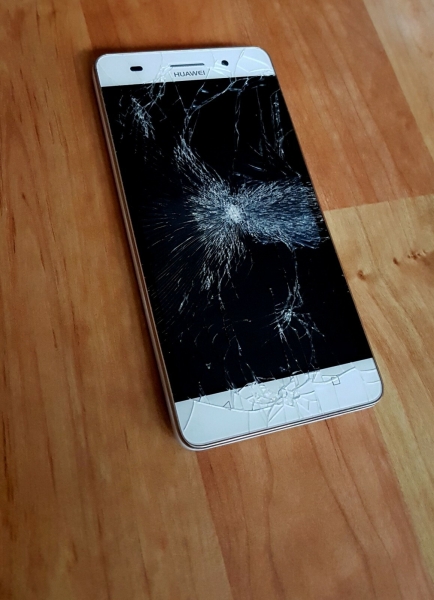 Huawei G Play Mini (CHC-U01)  in weiß ( defekt )