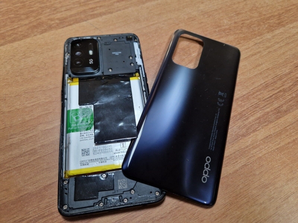 Ersatzteil fürOppo A94 5G Dual-SIM 128GB Fluid Black Android Smartphone sehr gut