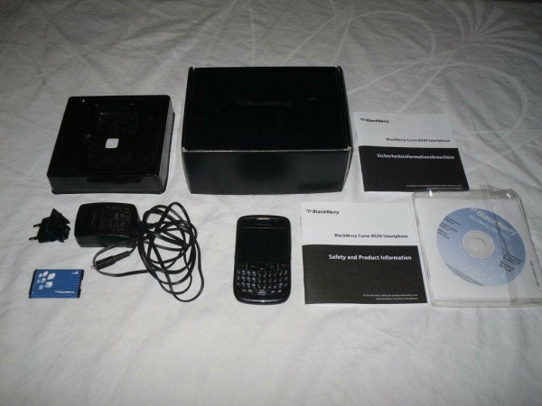 RIM BlackBerry Curve 8520 in OVP, ohne Simlock & Vertrag, 2 Jahre Garantie