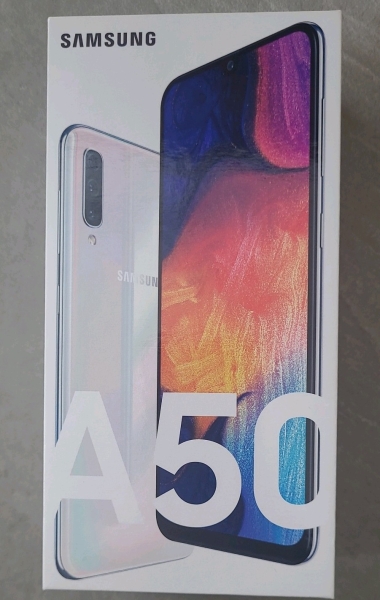 Samsung Galaxy A50 SM-A505FN/DS 128GB Smartphone Weiß