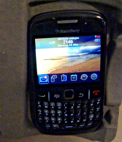 BlackBerry Curve 8520 – Schwarz -QWERTZ-Smartphone (PRD-30001-146) mit OVP