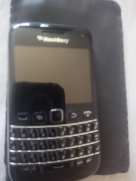 BlackBerry  Bold 9790 – 8GB – Schwarz (Ohne Simlock) Smartphone