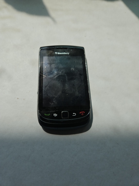 BlackBerry Torch 9800 4 GB Black Smartphone Cellphone PARTS ONLY „SOLD AS IS“